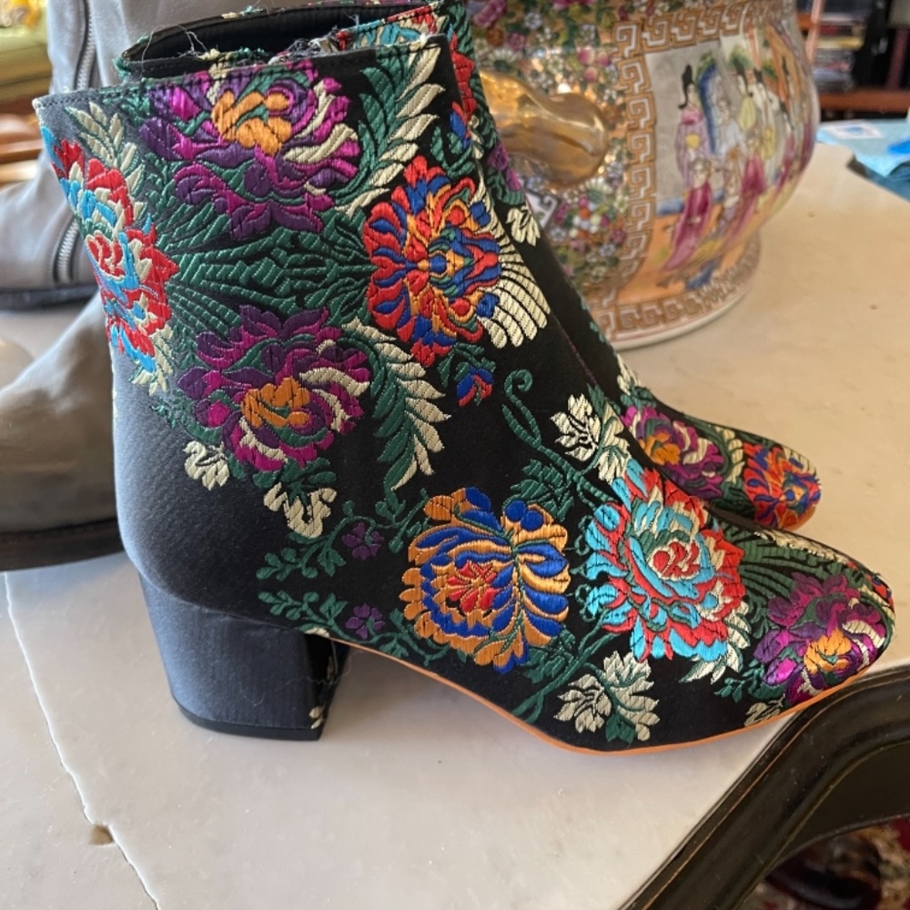 Embroidered short boots sz 39 - Picture 2 of 6